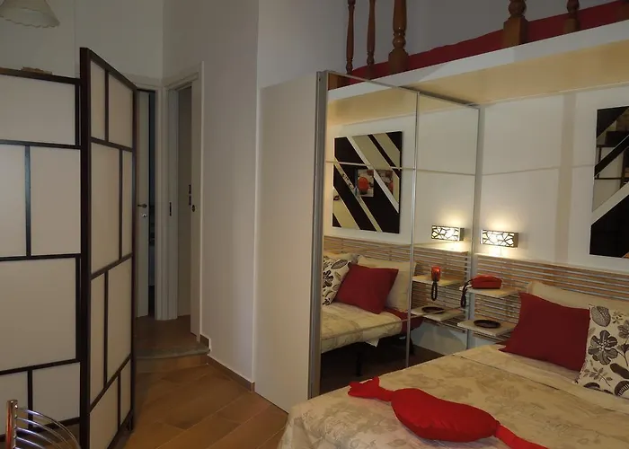 A Casa Di Lucia Tatil Evi Roma